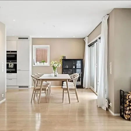New And Modern Family With A View Villa Tromso